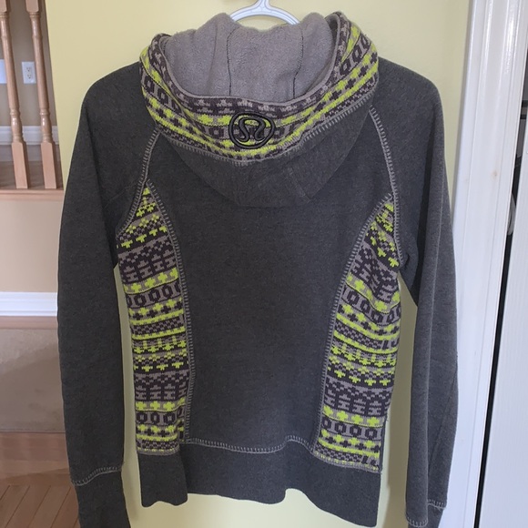 LULULEMON Scuba Hoodie - Picture 3 of 3